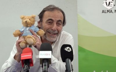 Viten y Timoteo junto a la Fundación Olivares en la TV local